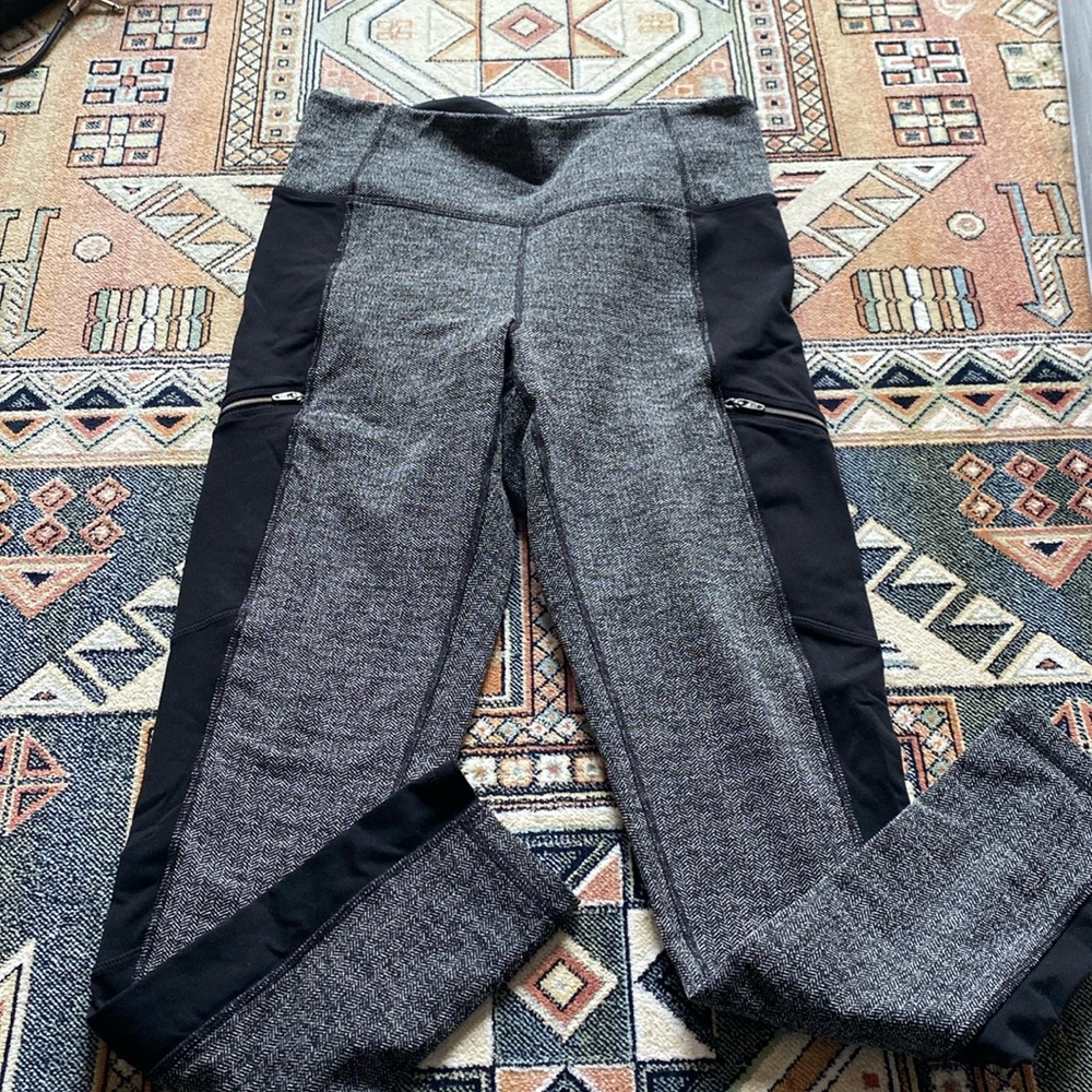 Athleta herringbone moto legging